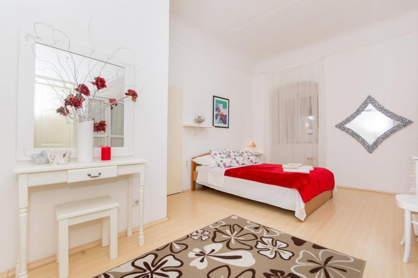 דוברובניק Stella City Center Accommodation מראה חיצוני תמונה